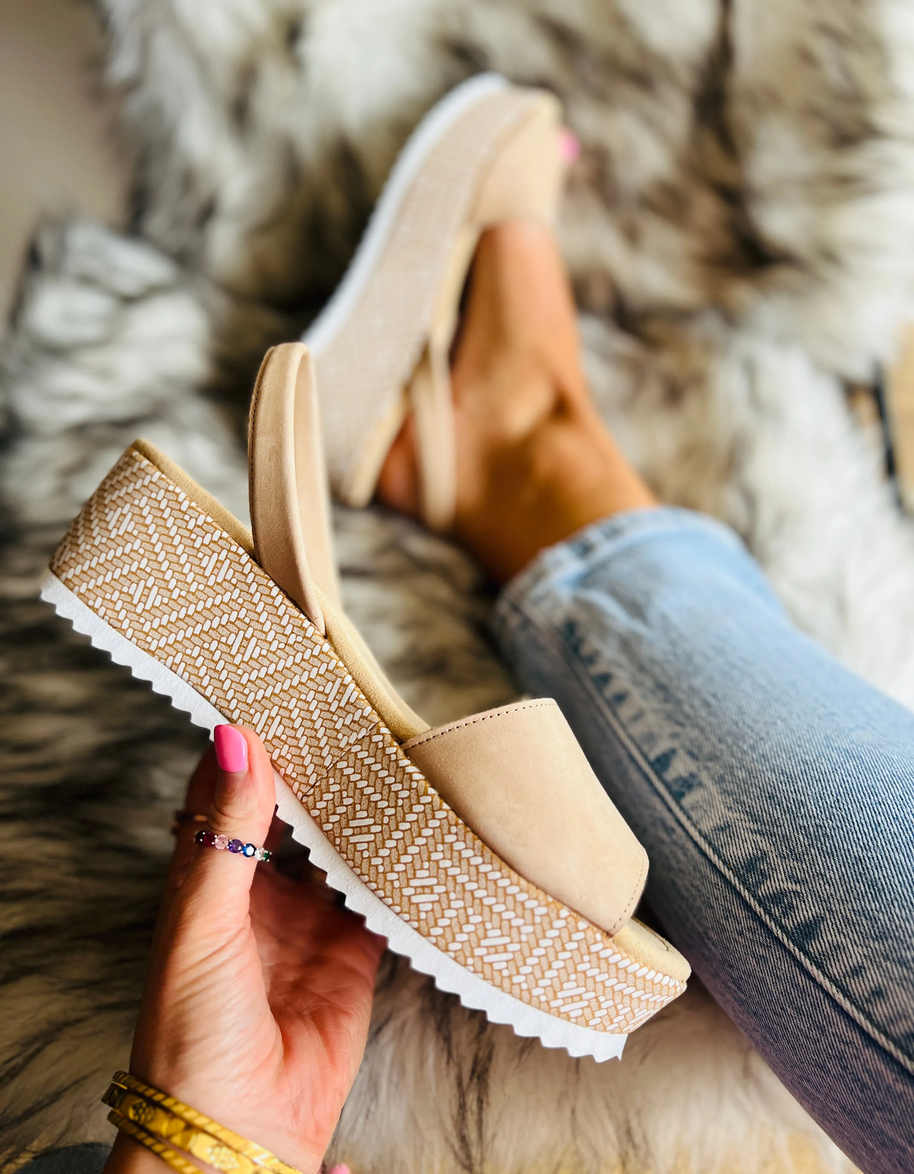 Maya Mid Height Wedge