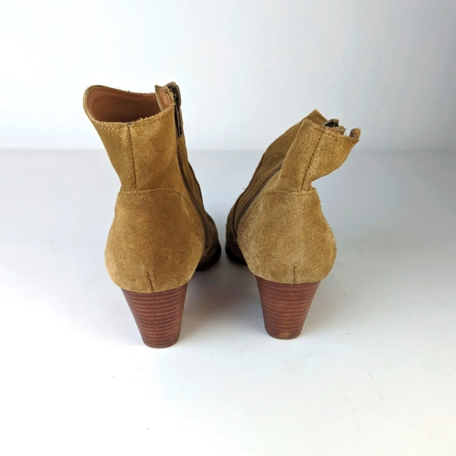 Urban Outfitters Westie Suede Ankle Boots - 7