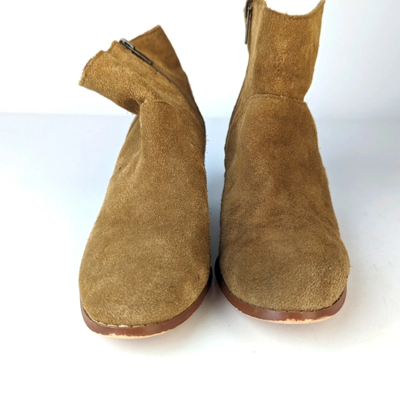 Urban Outfitters Westie Suede Ankle Boots - 7