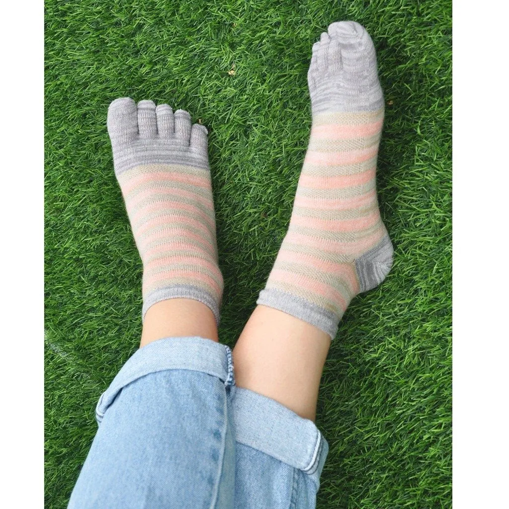 ZFSOCK 5 Finger Classic Stripes Design Toe Socks  for Women, 4 Pairs